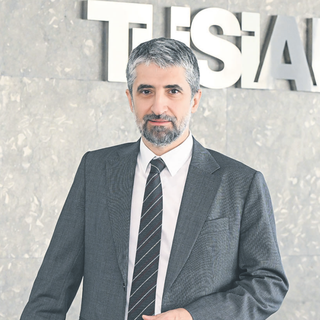 'Kamu, yapısal dönüşümde yol gösterici rol üstlenmeli'