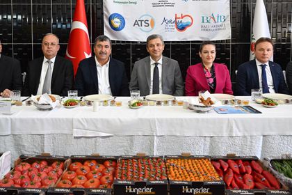 Antalya’da yeni üretim ve ihracat sezonu başladı