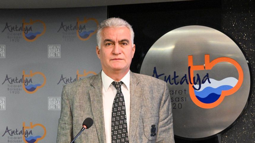 'Su kısıtlaması Antalya tarımının en büyük sorunu'