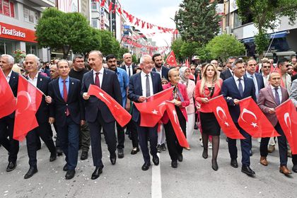 Gül festivali coşkuyla başladı