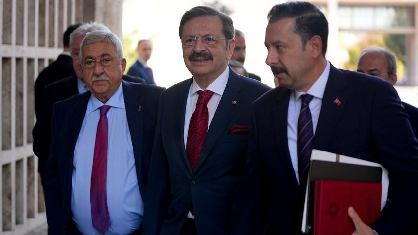 'Terörsüz Türkiye ekonomide yeni fırsat pencerelerinin açılmasını sağlayacak'