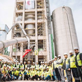 Bursa Çimento Modernizasyon Projesi'nde döner fırın ateşlendi