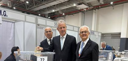 Mahmut Özgener yeniden başkanlığa hazırlanıyor