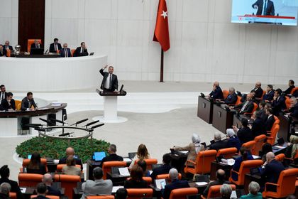 MHP bayramda DEM ile görüşecek, CHP listede yok