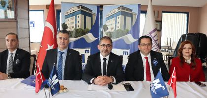 'Mali müşavirler esnaf işgali altında'