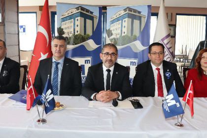 'Mali müşavirler esnaf işgali altında'