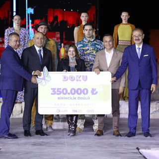 Doku Kumaş Tasarım Yarışması’nda ödüller sahiplerini buldu