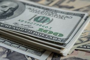 Ağustosta 5,5 milyar dolar cari fazla