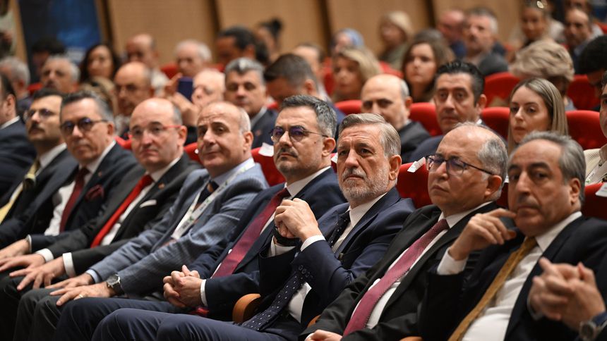'Bursa oyunun kurallarını yeniden yazabilecek potansiyele sahip'