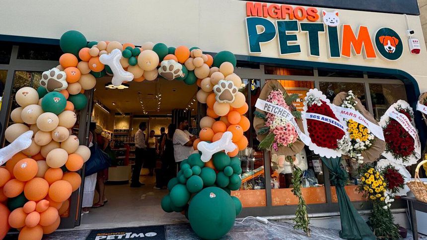 Migros, evcil hayvanlara özel ilk mağazasını açtı