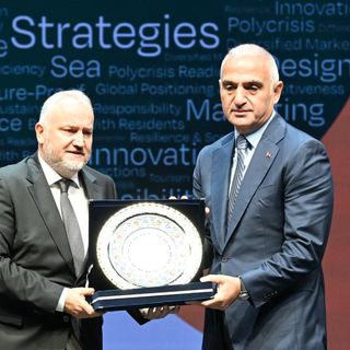 Bakan Ersoy: Erken rezervasyonlar nisan ve mayıs aylarında da devam etmeli