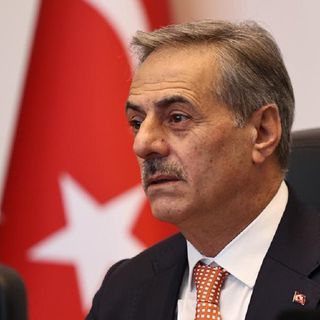 'Sapanca Gölü kıyısındaki kaçak yapılar kaldırılacak'