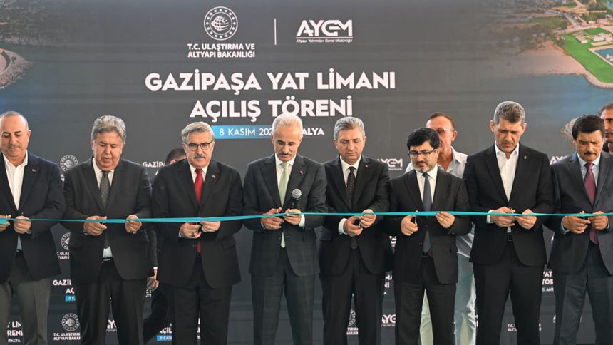 Bakan Uraloğlu: Türkiye, yat ve kruvaziyer turizminde büyük fırsatlara sahip