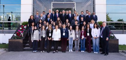 Santa Farma ve Kocaeli Üniversitesi sektöre özel ilk ihtisas programını açtı