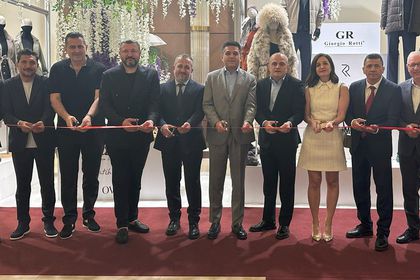 Dünya deri ve kürk sektörü Antalya Fashion Show'da buluştu