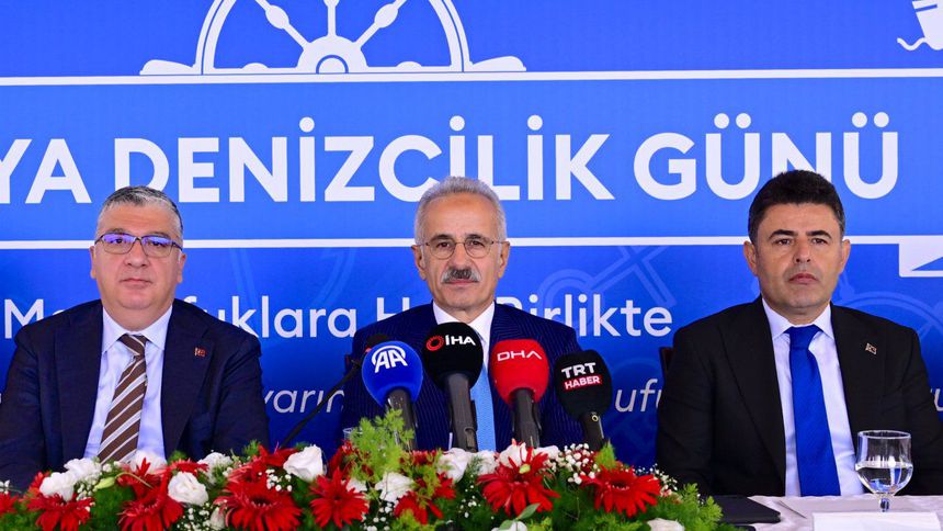 Bakan Uraloğlu: Denizcilikte Türkiye ilk 10'da