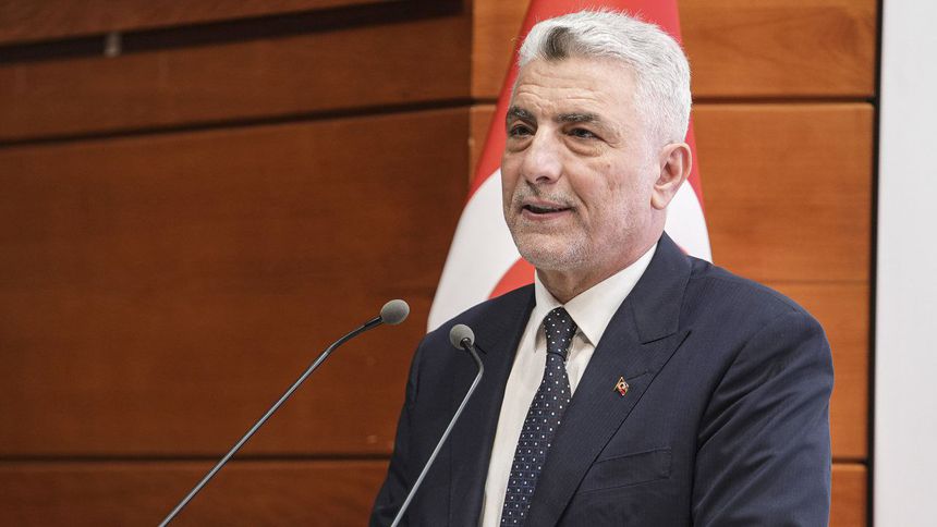 Bakan Bolat, Japon şirketlerini öncelikli sektörlere stratejik yatırıma çağıracak