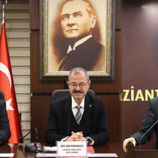 Ünverdi: Savaşın en büyük zorluğunu bölgeye yakınlığımız sebebiyle biz yaşıyoruz