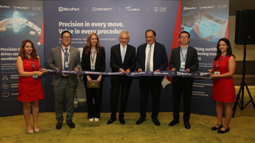 Hekimler Türkiye’de robotik cerrahi eğitimi alacak