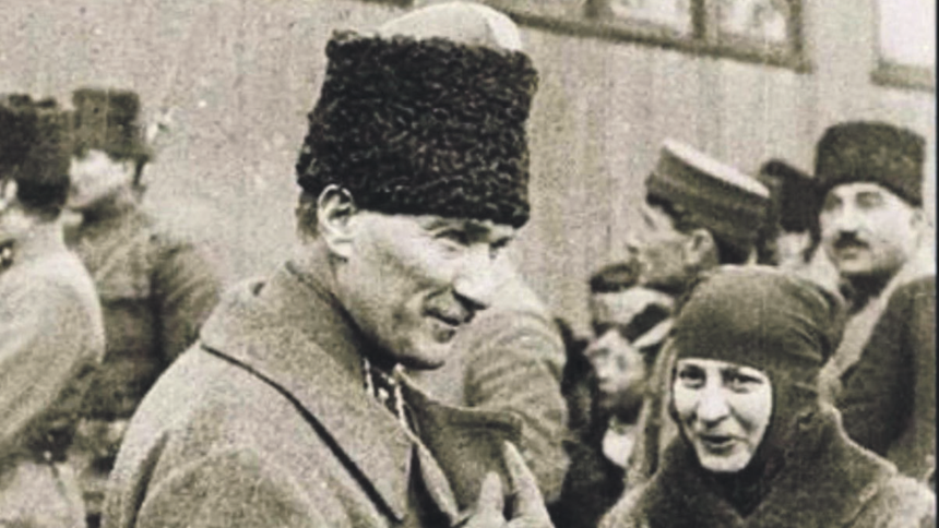 Atatürk ve Türk Edebiyatı: Bir milletin kalemiyle yeniden doğuşu Atatürk ve Türk Edebiyatı: Bir milletin kalemiyle yeniden doğuşu