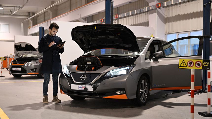 BTSO MESYEB elektrikli ve hibrit araçlarda belgelendirmeye başladı