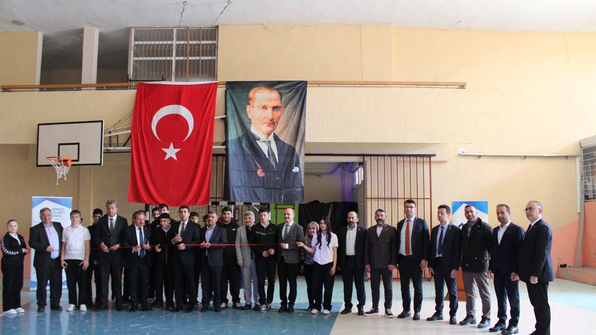 3. Sektör ve Öğrenci Kariyer Buluşması gençleri iş dünyasıyla bir araya getirdi