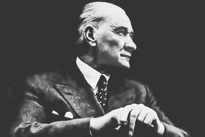 Dönüşen dünyada Türkiye’nin kaldıracı yine Atatürk önderliğindeki kurucu değerler olacak
