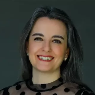 Abdi İbrahim Otsuka'da Zeynep Alptekin Basa dönemi