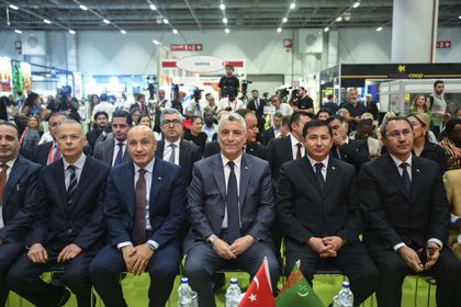 İhracat yaza artışla başladı, dış açık 8 milyar doları aştı
