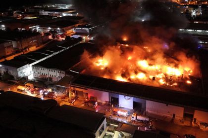 Bursa'da kimyasal kaplama fabrikasında yangın