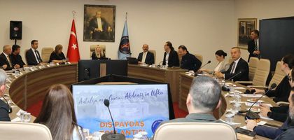 Akdeniz Üniversitesi, iş dünyası ile buluştu