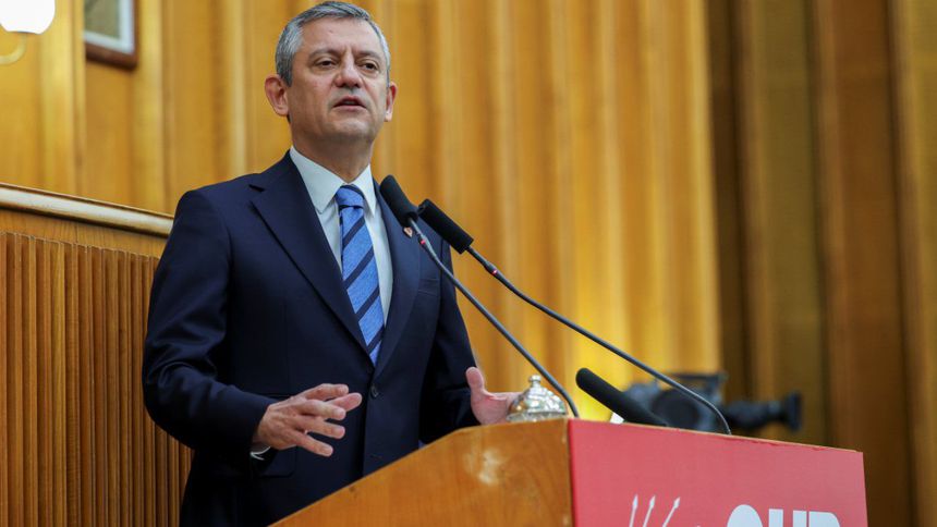 Özgür Özel: Asgari ücreti yüzde 20 artırmaya niyetleniyorlar