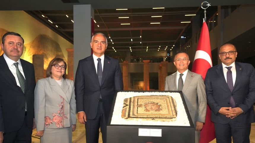 Bakan Ersoy: Tarih sayfalarındaki boşlukları dolduruyoruz