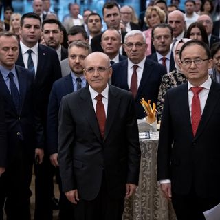 Bakan Şimşek: Türkiye ile Çin arasında daha yakın bir iş birliğini gerekiyor