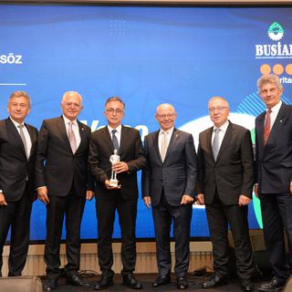 Doğan Ersöz ve BUSİAD Başarı Ödülleri sahiplerini buldu