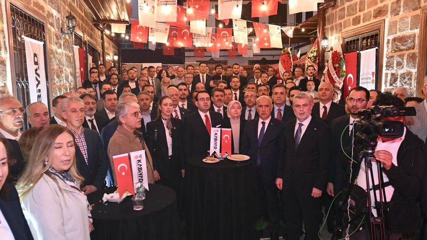 'Güçlü Kahramanmaraş için fiziki yatırımların yanında yetişmiş insan kaynağı, ortak akıl ve dayanışma'
