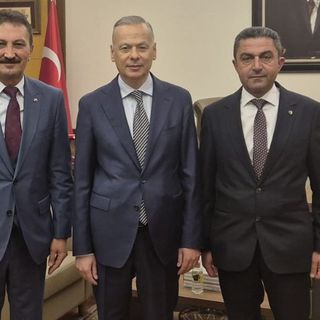 Soğuk hava depolarında bekleyen 100 bin ton elma ne olacak?