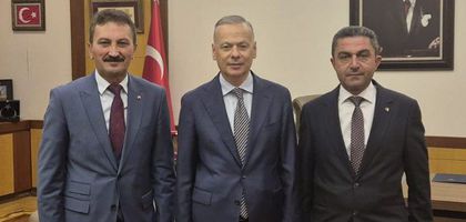 Soğuk hava depolarında bekleyen 100 bin ton elma ne olacak?