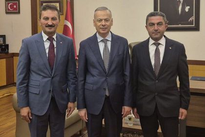 Soğuk hava depolarında bekleyen 100 bin ton elma ne olacak?