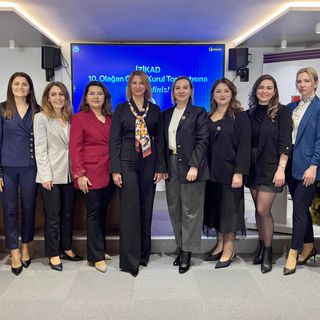 İZİKAD’ın başkanı yeniden Özden Erten seçildi