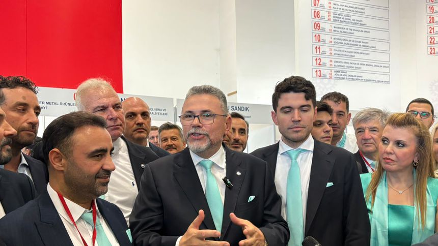 EBSO seçimlerinde Karabağlı'nın listesi ilk turu önde tamamladı