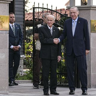 Bahçeli'den Erdoğan'a: Yolundan caymaya hakkı yok