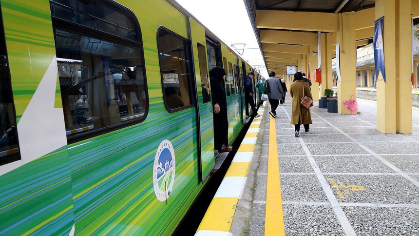 Adapazarı-Hendek arası demiryolu ulaşımı için çalışmalara başlandı