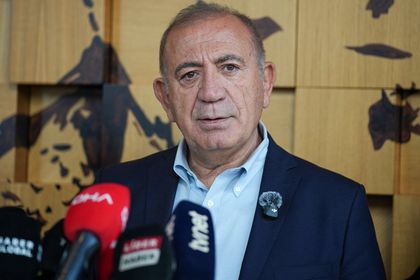 Gürsel Tekin ve Barış Yarkadaş CHP'den ihraç edildi