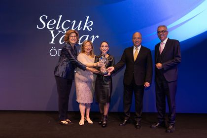 Selçuk Yaşar Ödülü bilim insanı Prof. Dr. Uysal’a verildi