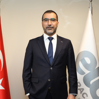 Moda endüstrisi 2027 için iki koldan pazarlama atağında
