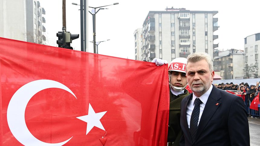 Fırat Görgel: İstiklal Madalyası, aziz ecdadın şanlı zaferinin edebi bir tescilidir