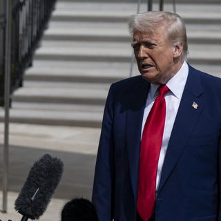 Trump duyurdu: Çelik ithalatına vergi yüzde 50'ye çıkarılacak