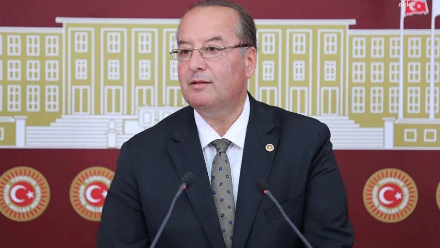 'Vergilerin saniyede 70 bini, ayda 185 milyar lirası faize gitti'