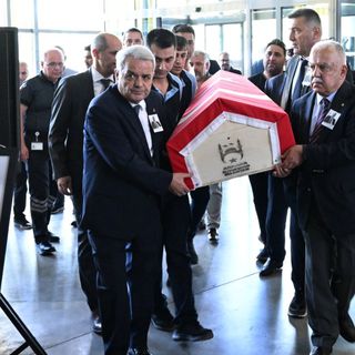 Süreyya Serdengeçti son yolculuğuna uğurlandı